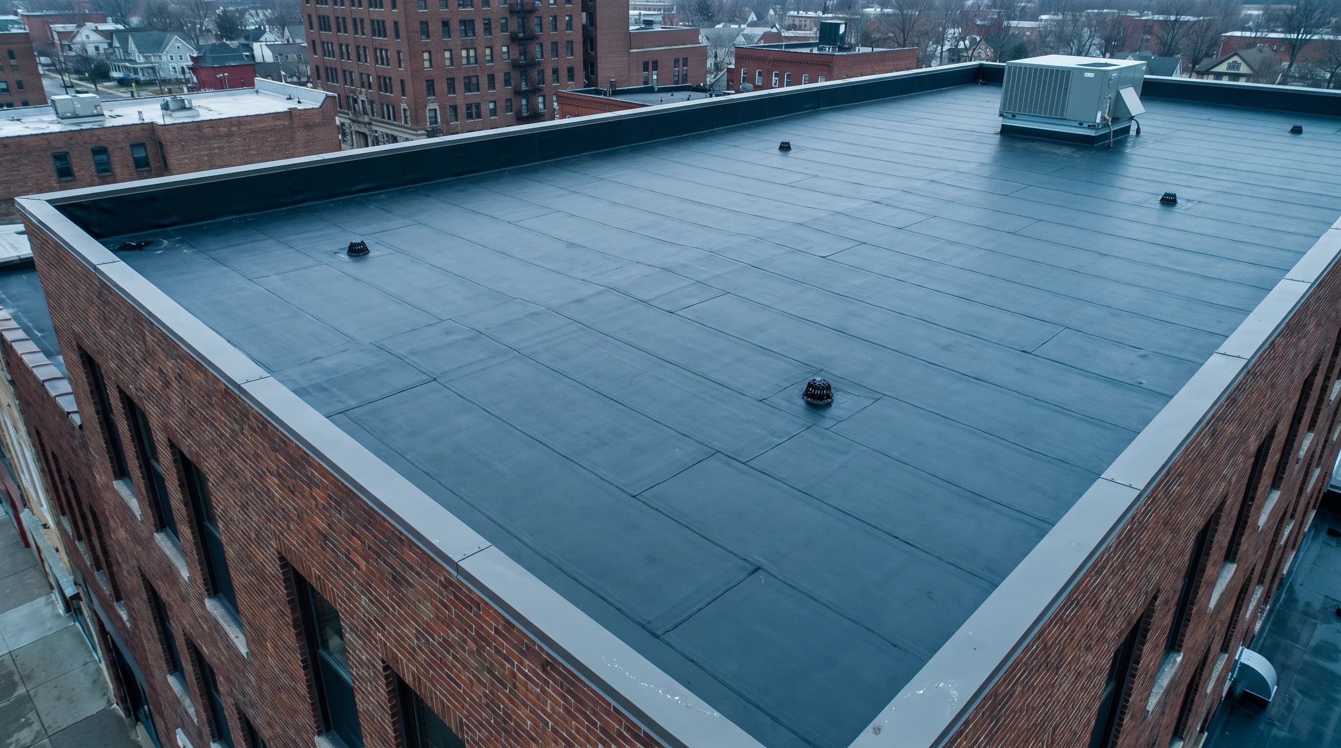 Flat & Commercial in Buffalo, NY